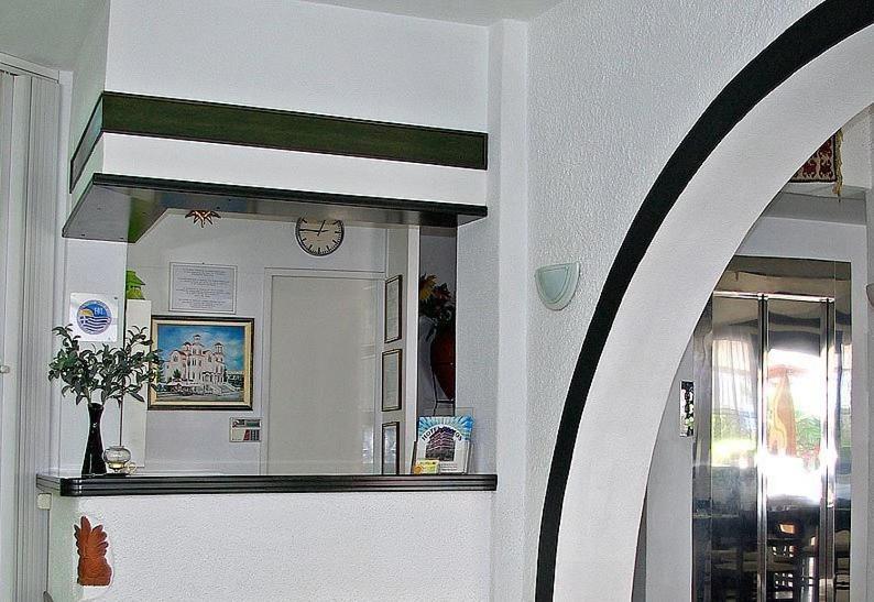 Hotel Helios Paralía Kültér fotó